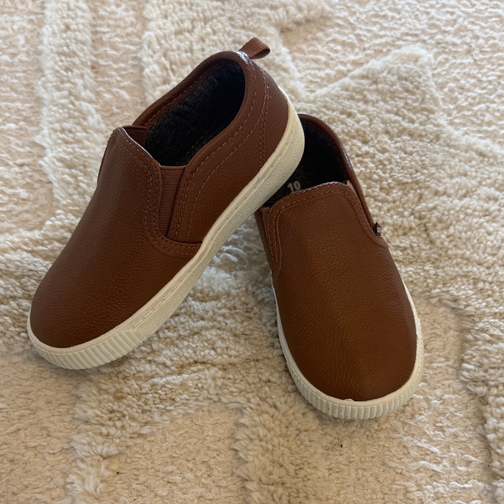 Carter's Brown Toddler Loafers Sneakers with White Soles (Size 10)
